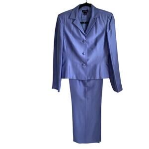 Ann Taylor 100% Silk 2 Piece Pant Suit Sz 4 Blazer Jacket Pants Lavender Career